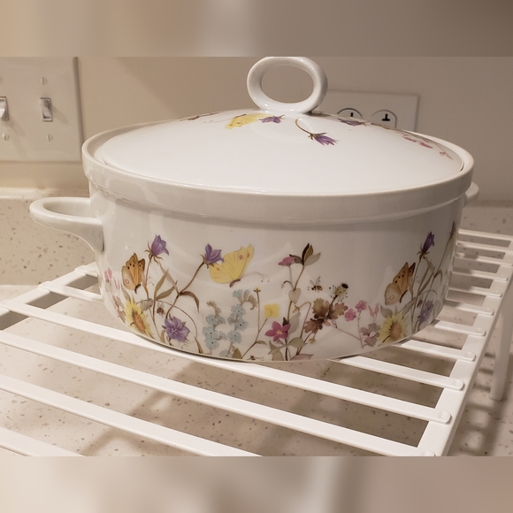 Vintage 1975 Enesco Fine China Nature Garden Society covered casserole. - Picture 6 of 10